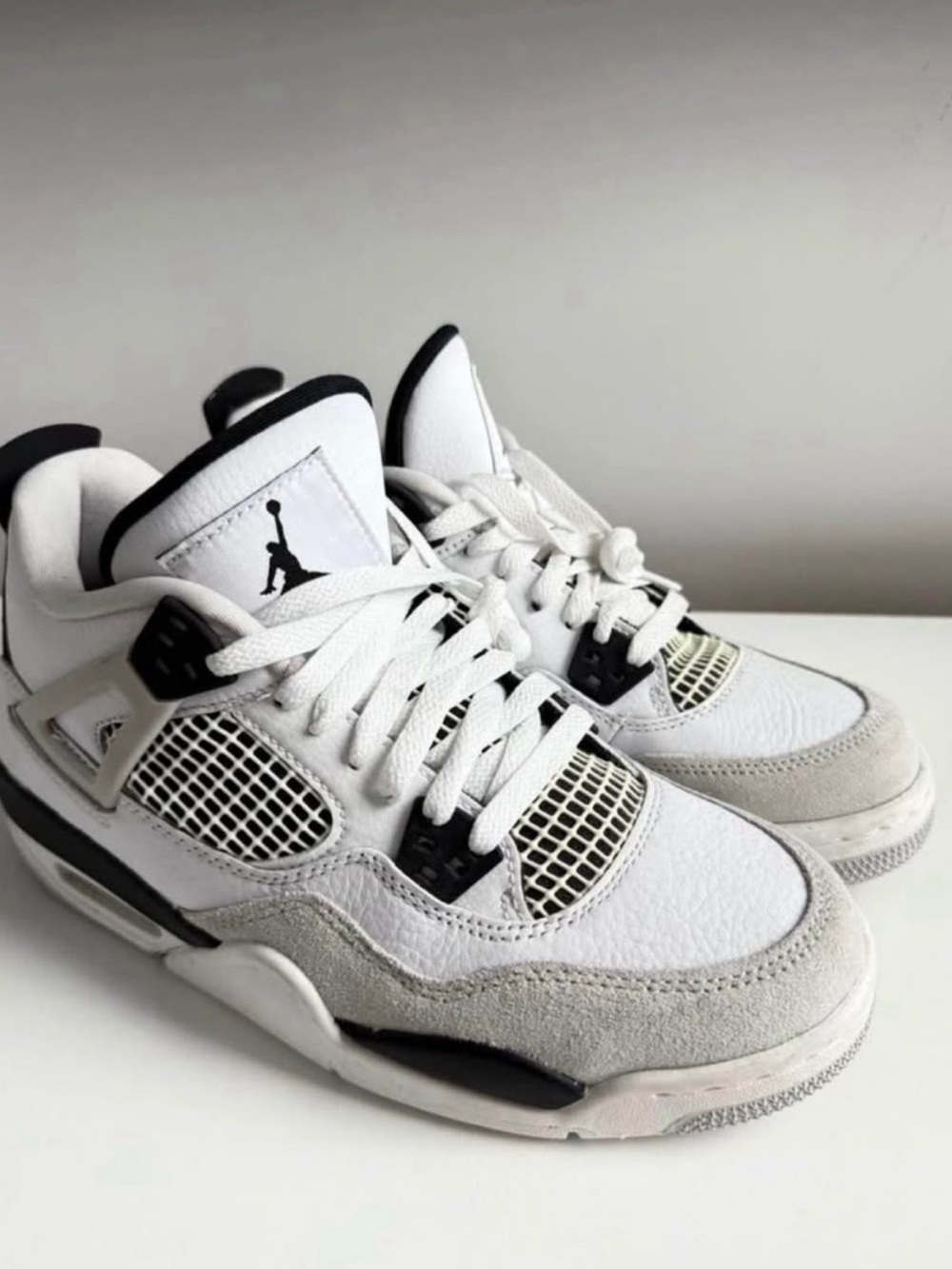 Jordan 4